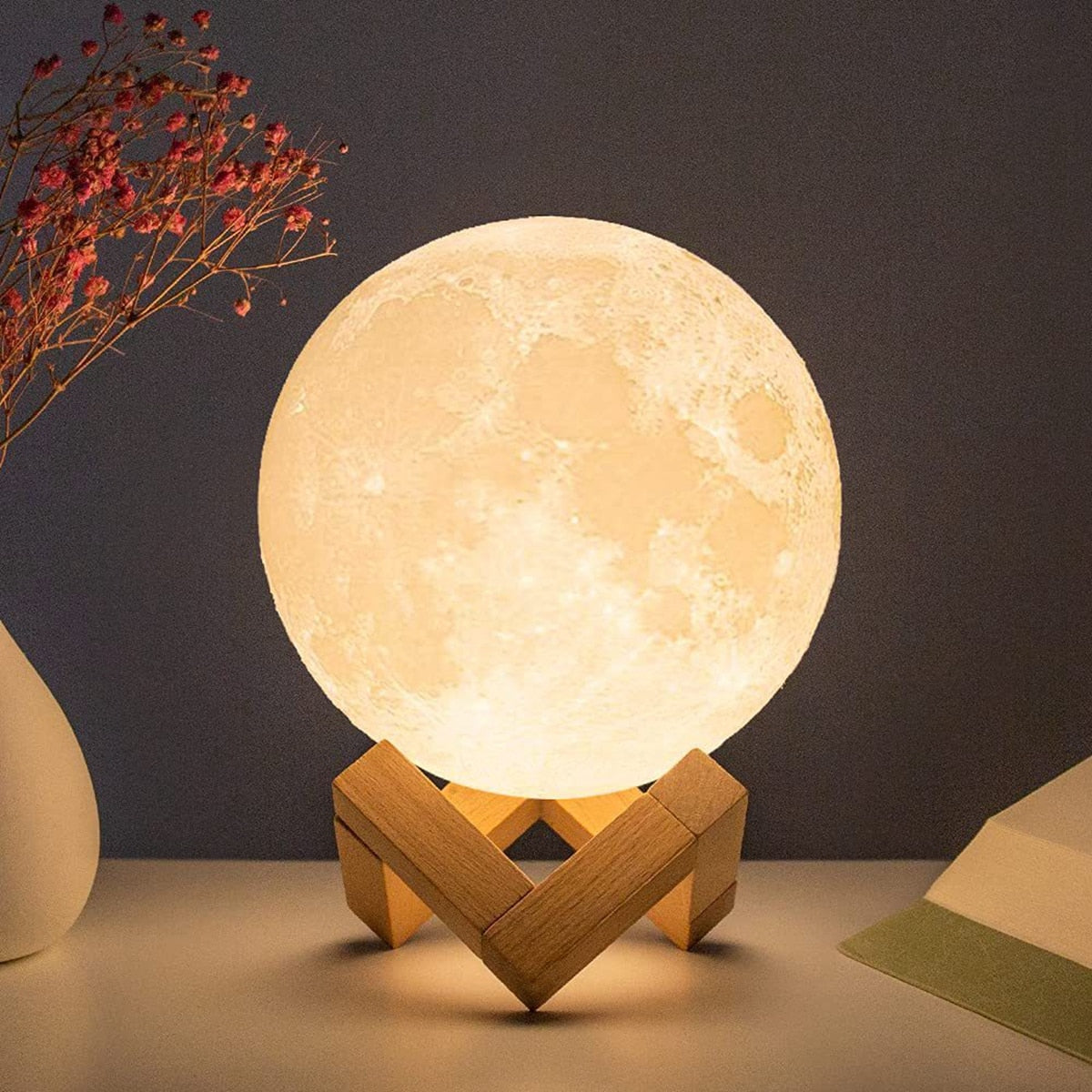 Trifold Moon Lamp