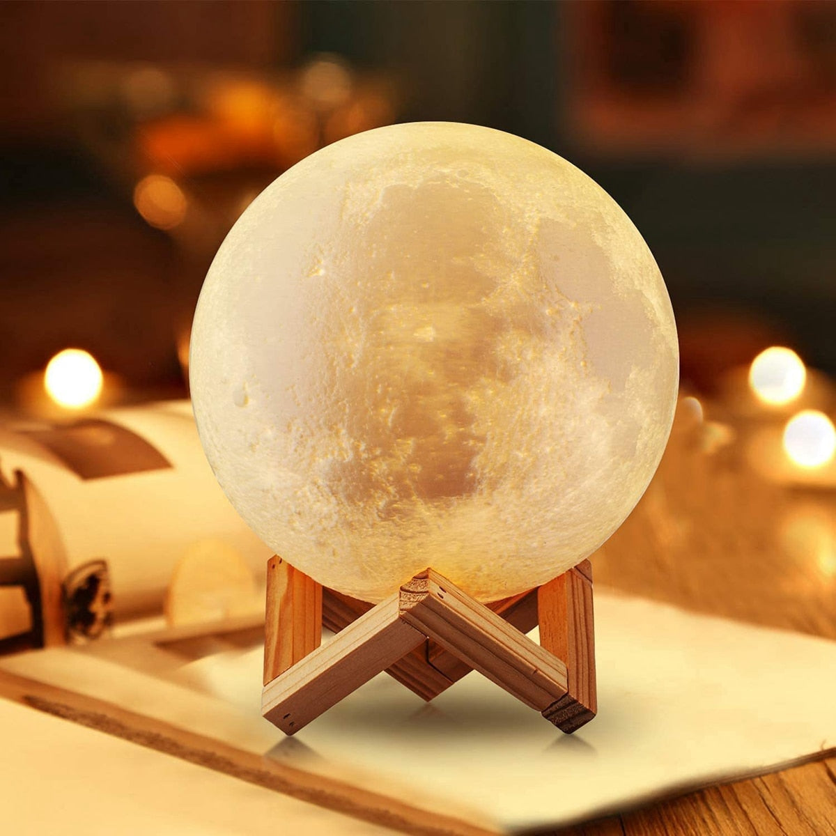 Trifold Moon Lamp